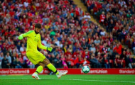 Alisson gần như 'mất tích', Klopp vẫn không tiếc lời khen