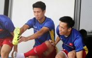 Văn Quyết - Công Phượng tươi như hoa trên sân tập U23 Việt Nam