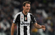 Góc Juventus: Lời giải nào cho bài toán thay thế Stephan Lichtsteiner?