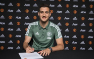Gặp Tottenham, HLV Mourinho hé lộ khả năng ra sân của Dalot