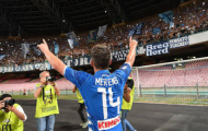 Lại tung chiêu cũ, Napoli quyết không để Juventus bỏ rơi