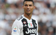 Ronaldo cười khó hiểu khi đồng đội ghi bàn