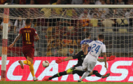'Chết đi sống lại' tại Olimpico, Roma có nhớ Alisson?