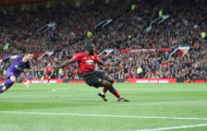 Mourinho phản ứng thế nào với pha bỏ lỡ không tưởng của Lukaku?