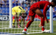 Klopp nói gì về Alisson trước 'thảm họa' Leicester?