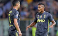 Tiếp tục tịt ngòi, Ronaldo bị đồng đội 'giáo huấn'