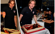 Tập trung cùng tuyển, đội trưởng Modric nhận quà khủng
