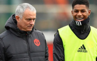 Mourinho khiến fan Man Utd 'phát cuồng' chỉ vì hành động này