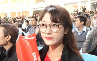 Rời xa Hòa Minzy, đây là cô gái xinh xắn Công Phượng đang hẹn hò?