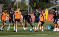 Real Madrid tập luyện cật lực trước nhiệm vụ bảo vệ ngôi vương