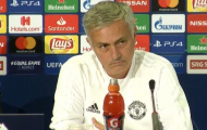 Mourinho nói gì với các học trò sau hiệp 1 trận Young Boys?