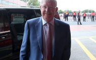Cực nóng! Sir Alex trở lại Old Trafford, rạng ngời cổ vũ Man Utd chiến Wolves