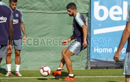Dàn sao Barca lộ rõ nét căng thẳng trong giai đoạn khủng hoảng