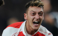 CĐV Arsenal mỉa mai tình huống Ozil nổi điên với đồng đội