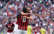 Higuain lập cú đúp, AC Milan vùi dập 'Lừa bay'