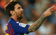 Messi 'điệu đà', bắt chước cách ăn mừng của Ronaldo