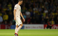 Chưa hết vui, Mourinho phải 'xanh mặt' vì lá chắn thép của Man Utd