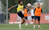 Vừa trở lại, Marcelo 'quẩy tung' sân tập của Real Madrid