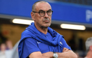 Bị cha sao thất sủng Chelsea đe dọa, Sarri đáp trả cứng rắn