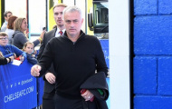 Neville chỉ trích cách tiếp cận 'liều lĩnh' của Mourinho