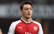 Vì Ozil, Emery thẳng thừng phản bác Wenger