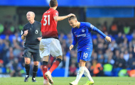 Willian tiết lộ lý do thật sự khiến Hazard 'mất tích' trước Man Utd