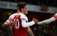 Ozil thăng hoa, Emery ra quyết định quan trọng về băng đội trưởng Arsenal