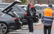 Rút kinh nghiệm từ M.U, Liverpool đến sân đấu sớm... 7 tiếng