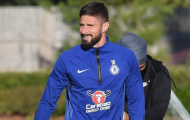 Giroud tịt ngòi 10 trận, HLV Sarri ra thông điệp đanh thép trên sân tập