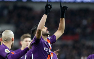 Với 3 lý do này, đáng lẽ ra MU nên mua Mahrez thay vì 'thảm họa' Sanchez