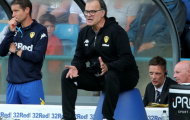 Xô nhựa thương hiệu Leeds bán đắt nhờ Marcelo Bielsa
