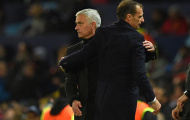 Xác nhận: Nguyên nhân dẫn đến hành vi 'lạ' của Mourinho trước Juventus 