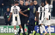 Dybala lao đến chỗ Mourinho nói điều gì sau trận thua Man Utd