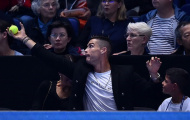 Đi xem tennis, Ronaldo có hành động dậy sóng