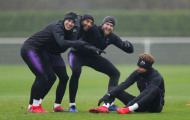 Sân tập rộn tiếng cười, Tottenham tự tin đả bại Chelsea
