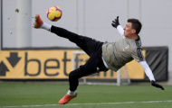Hàng công Juventus chăm chỉ học theo Ronaldo hòng lập siêu phẩm