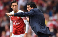 'Ozil không có chỗ trong sơ đồ của Arsenal'