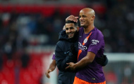 Bị Chelsea làm khó, Barcelona hướng sang lão tướng của Man City