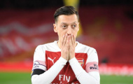 Emery thông báo tin tức 'không vui' về Ozil trước trận gặp Man Utd