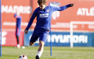 Phản ứng của Griezmann khi hụt bóng vàng