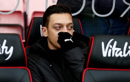 Thời gian của Mesut Ozil tại Arsenal đang dần cạn đi