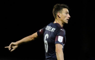 Đội trưởng Arsenal tiếp tục dính chấn thương khi ra sân cho đội U21
