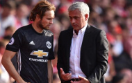 Blind: 'Mourinho thậm chí còn không thể xếp đúng sơ đồ chiến thuật' 