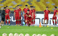 Dầm mưa luyện công, ĐT Việt Nam thách thức những 'chú hổ' trên 'thánh địa' Bukit Jalil