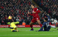 Alisson mắc sai lầm và đây là phản ứng 'cực mạnh' của Van Dijk