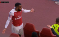 Lacazette nổi sung, bật lại HLV Emery khi bị thay ra sân
