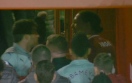Vì sao Van Dijk và Sorkatis suýt 'tẩn' nhau trong đường hầm sân Anfield?