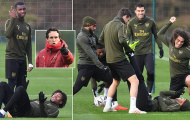 Hàng loạt sao trẻ xuất hiện, trong khi Ozil lại mất tích trên sân tập Arsenal