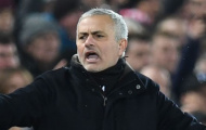 Bị Man Utd sa thải, Mourinho xuống đường 'dạy' chiến thuật 