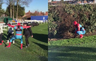 Vardy hoá Spider-Man, dọa HLV Leicester khiếp vía trên sân tập